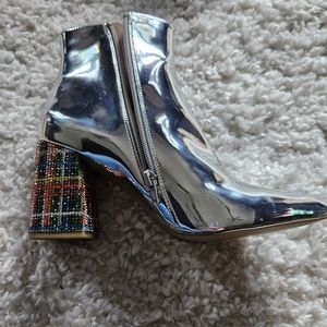 Betsey Johnson Kassie Silver Boots - size 8.5